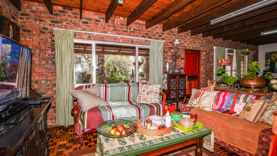 6 Bedroom Property for Sale in Mossel Bay Rural Western Cape